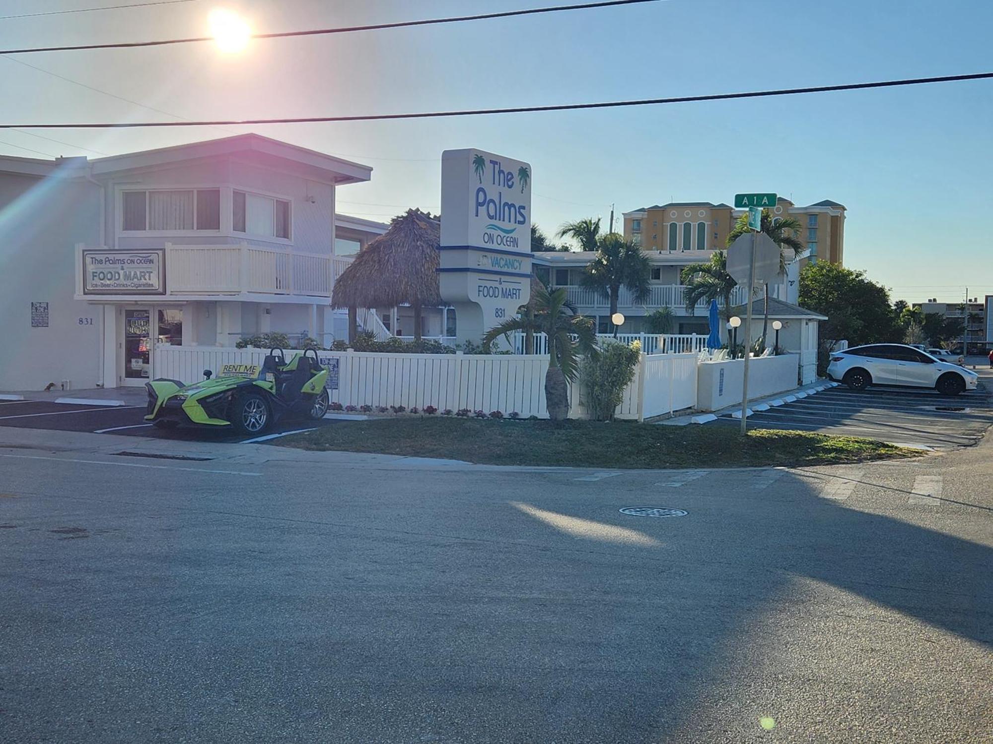The Palms On Ocean Motel Pompano Beach Eksteriør bilde